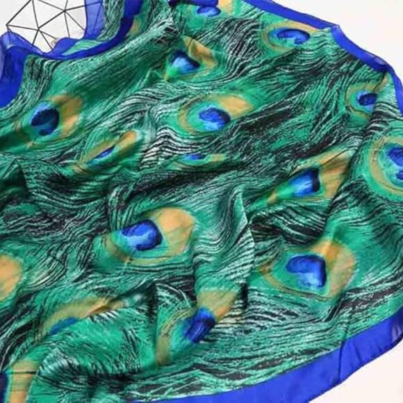 Women's Fashion Pattern Long Scarf - Picture 3 of 5